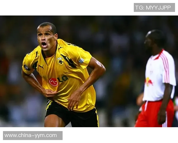 曾经风靡全球的足球巨星 谁才是历史上最帅的球王