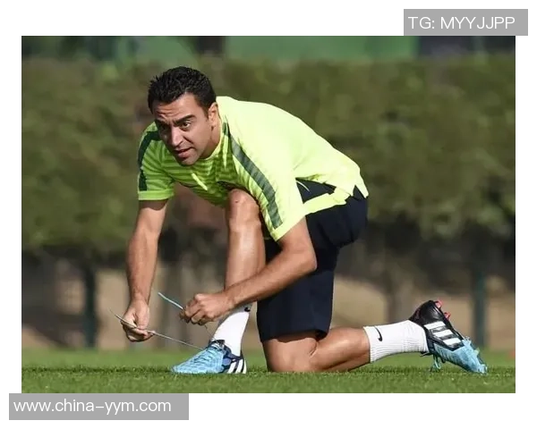 足球球星系鞋带瞬间捕捉男款时尚潮流与运动精神的完美结合